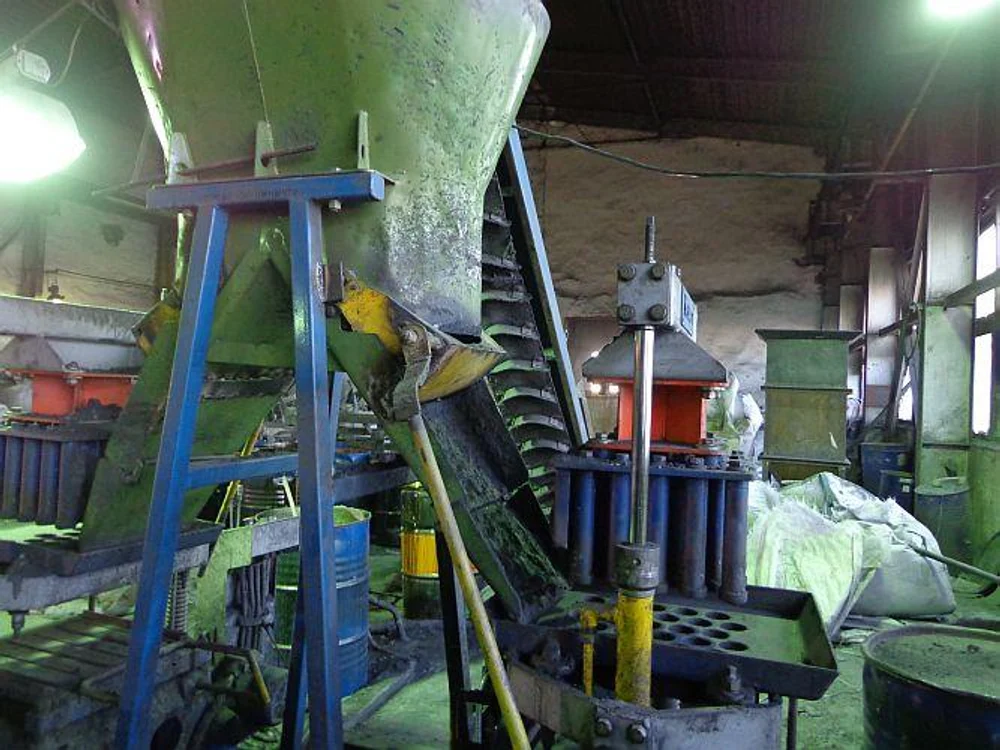 КОМПЛЕКСНЫЙ РАСКИСЛИТЕЛЬ СТАЛИ (КРС)